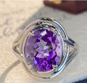 Elegant Oval Purple Gemstone Silver Ring